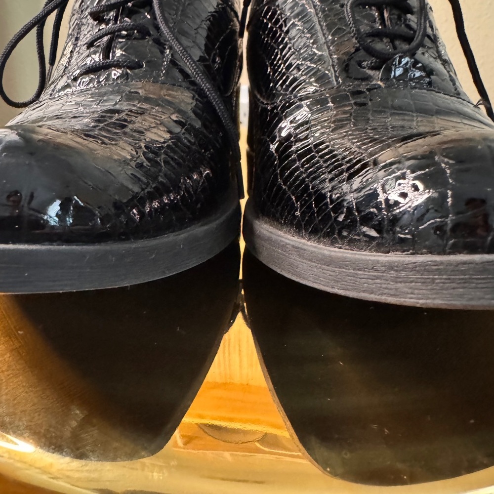 Elegant Black Crocodile Pattern Oxfords Shoes - Picture 4 of 8